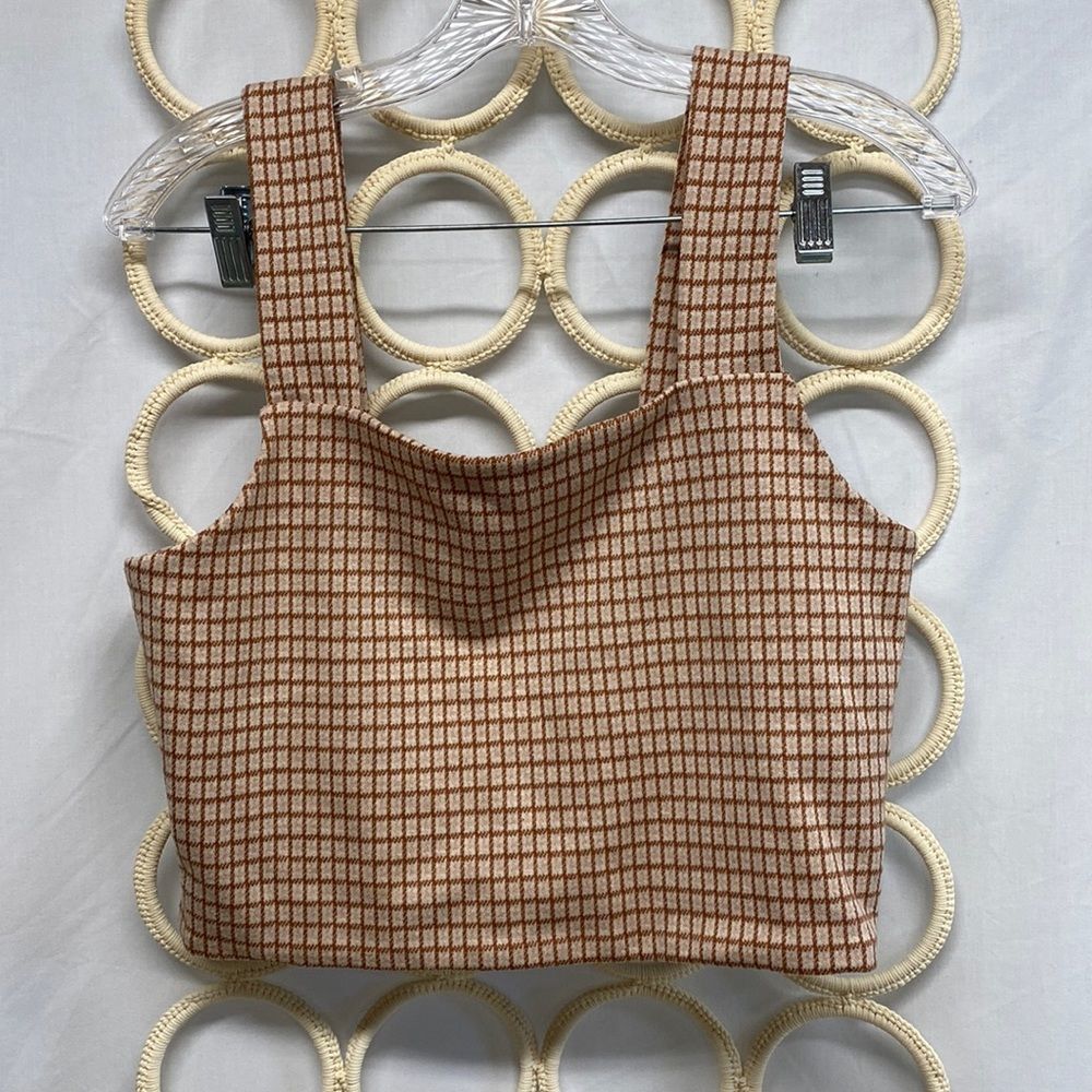 American Eagle crop top